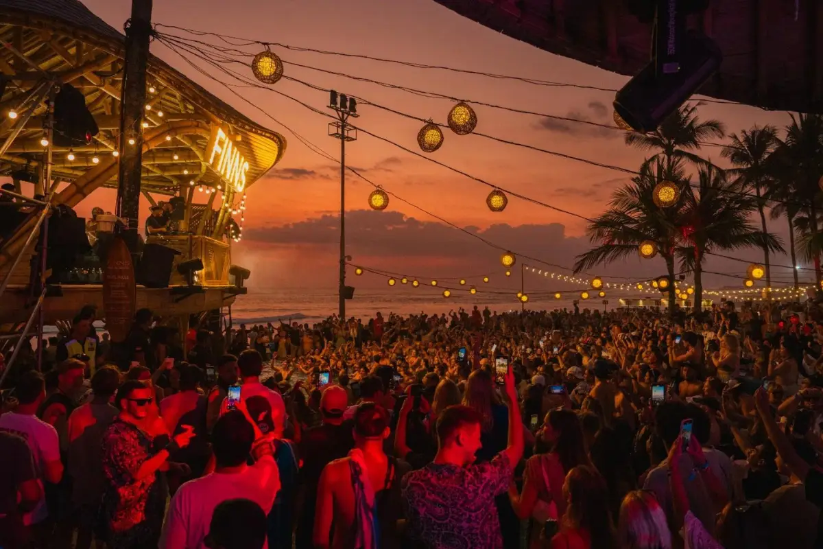 Finns nightclub sunset in Canggu Bali