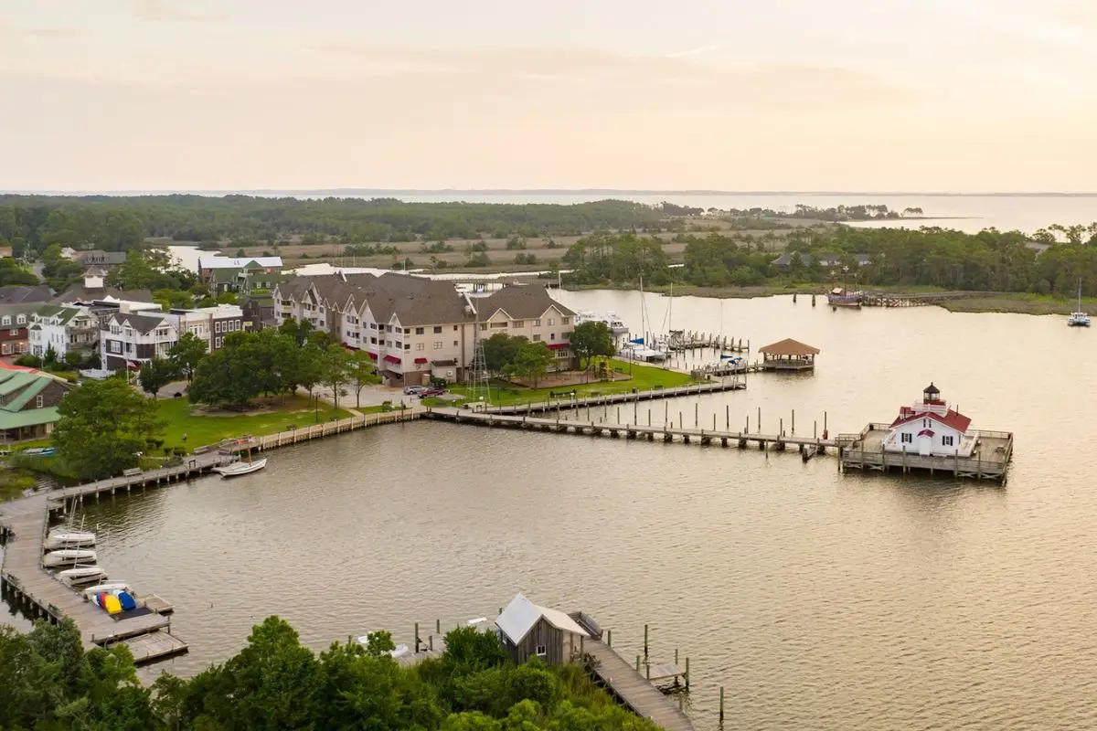 An aerial view of downtown Manteo on the water